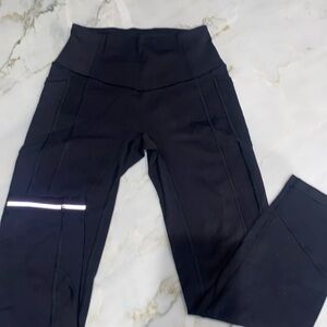 Lululemon black pocket/seamed leggings
